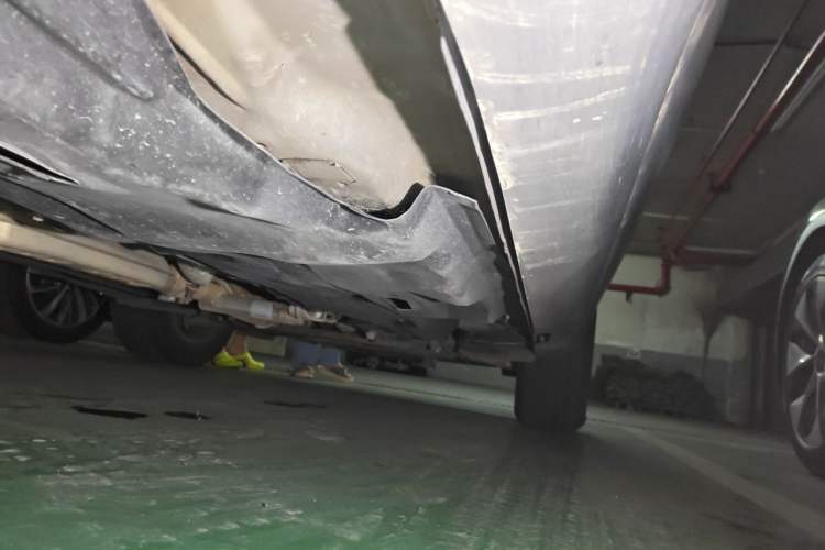 Used Jeep Cherokee 2016 2.4L Professional Smart Version Chassis Rear Right