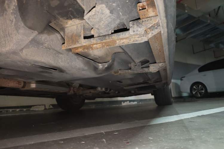 Used Jeep Cherokee 2016 2.4L Professional Smart Version Chassis Rear Right