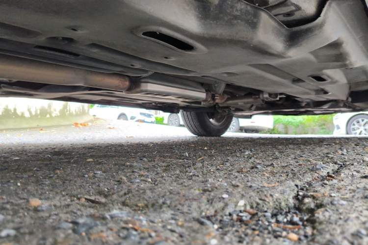 Used Jeep Cherokee 2016 2.4L Professional Smart Version Chassis Rear Right