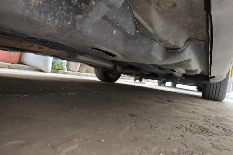 Used Jeep Cherokee 2016 2.0L Superior Edition Chassis Rear Right