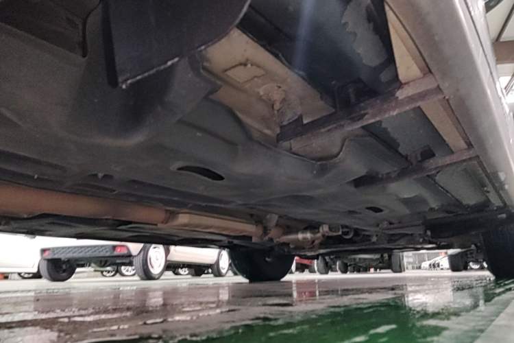 Used Jeep Cherokee 2016 2.4L Professional Smart Version Chassis Rear Right