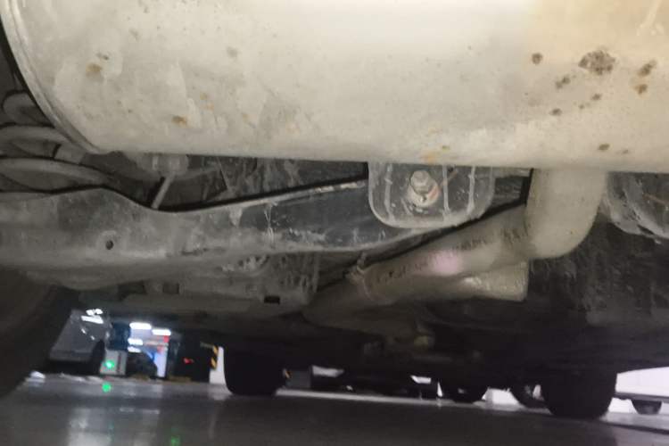 Used Jeep Cherokee 2016 2.4L Leading Edition Chassis Rear