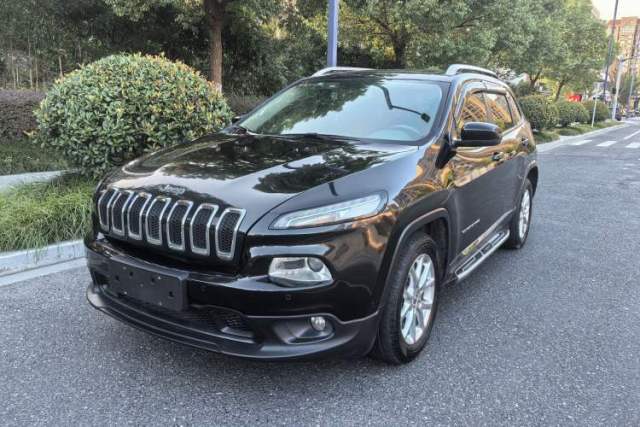 Used Jeep Cherokee 2016 2.4L Leading Edition