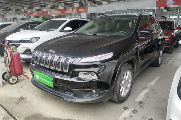 Used Jeep Cherokee 2016 2.4L Leading Edition Guazi used car, China used car export, Used car for sale, Used  cars, Cheapest cars for sale