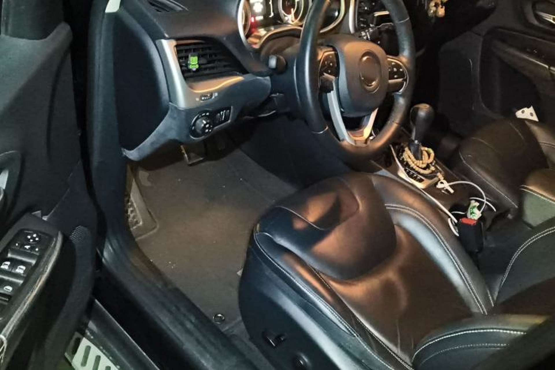 Used Jeep Cherokee 2016 2.4L Leading Edition Driver Seat
