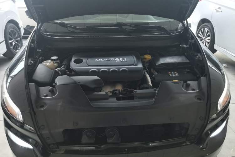 Used Jeep Cherokee 2016 2.4L Professional Smart Version Engine Bay