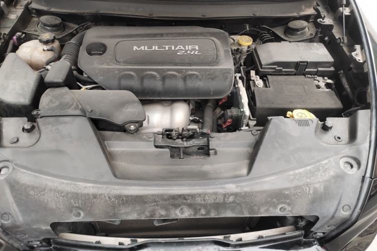 Used Jeep Cherokee 2016 2.4L Professional Edition Engine Bay