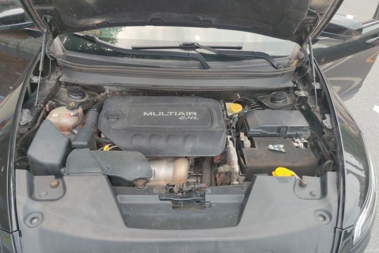 Used Jeep Cherokee 2016 2.4L Leading Edition Engine Bay
