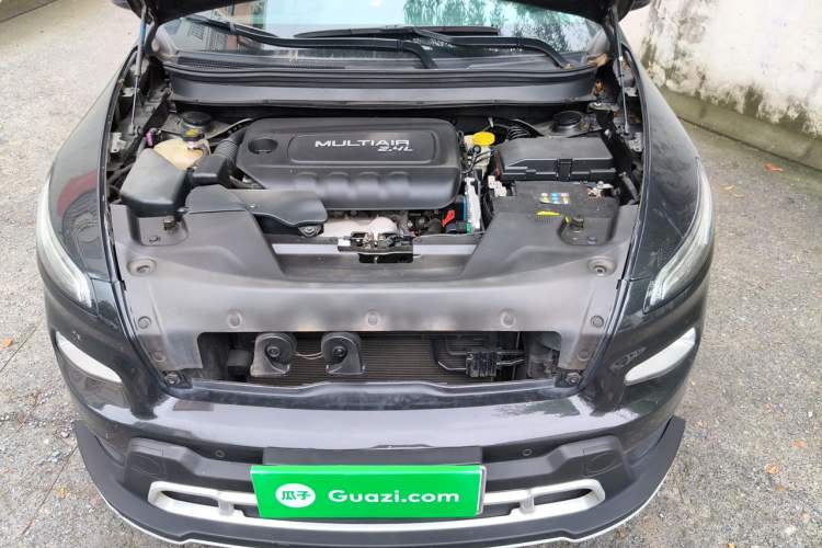 Used Jeep Cherokee 2016 2.4L Professional Smart Version Engine Bay