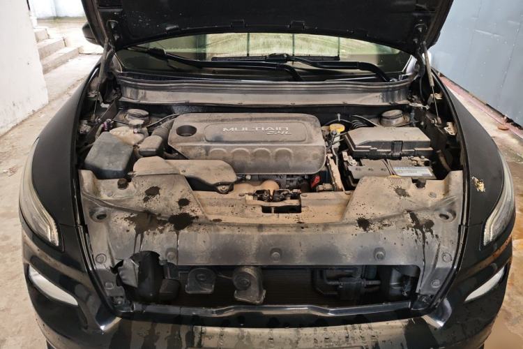 Used Jeep Cherokee 2016 2.4L Professional Smart Version Engine Bay
