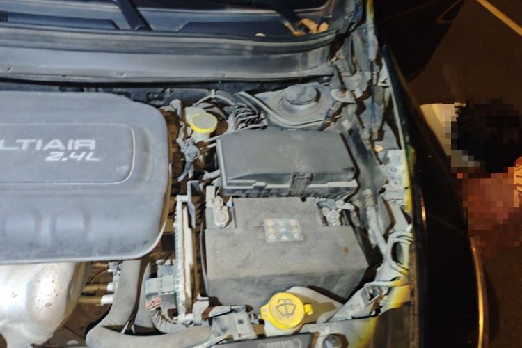 Used Jeep Cherokee 2016 2.4L Professional Edition Engine Bay Left