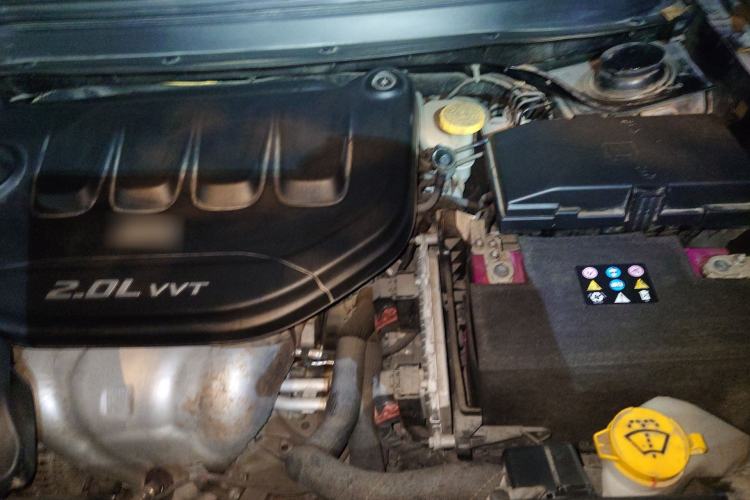 Used Jeep Cherokee 2016 2.0L Superior Edition Engine Bay Left
