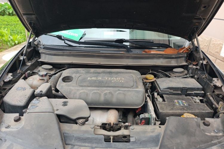 Used Jeep Cherokee 2016 2.4L Professional Smart Version Engine Bay