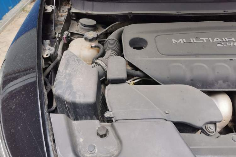 Used Jeep Cherokee 2016 2.4L Professional Edition Engine Bay Right