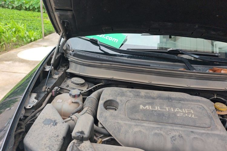 Used Jeep Cherokee 2016 2.4L Professional Smart Version Engine Bay Right