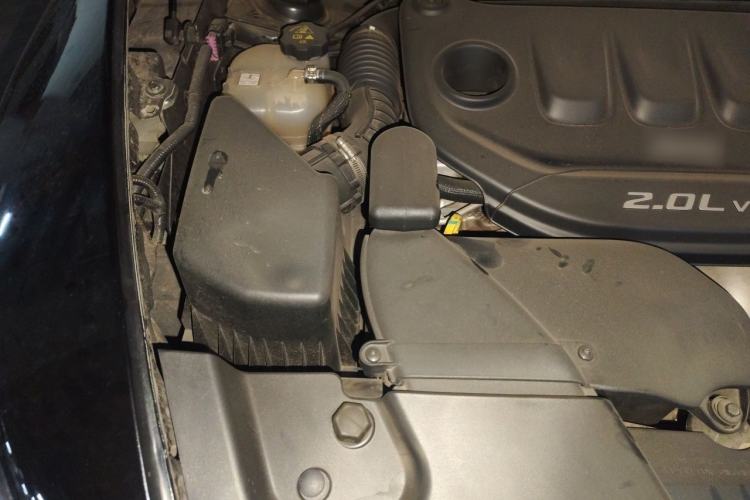 Used Jeep Cherokee 2016 2.0L Superior Edition Engine Bay Right