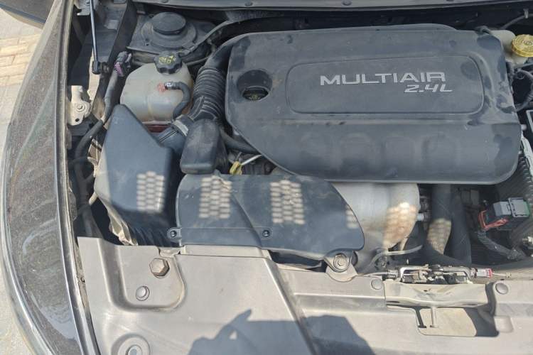 Used Jeep Cherokee 2016 2.4L Professional Edition Engine Bay Right