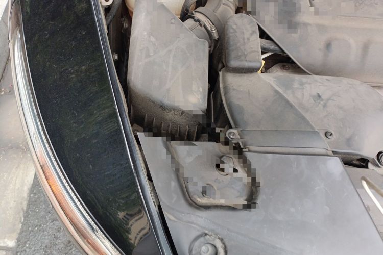 Used Jeep Cherokee 2016 2.4L Leading Edition Engine Bay Right