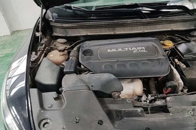 Used Jeep Cherokee 2016 2.4L Professional Smart Version Engine Bay Right