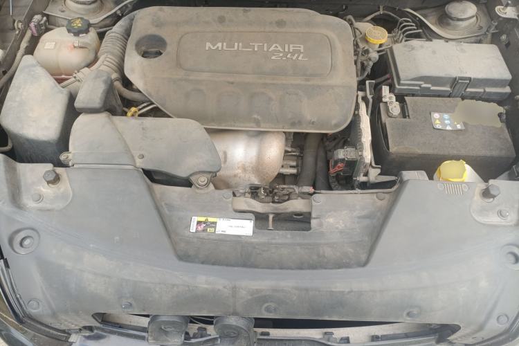 Used Jeep Cherokee 2016 2.4L Leading Edition Engine Bay