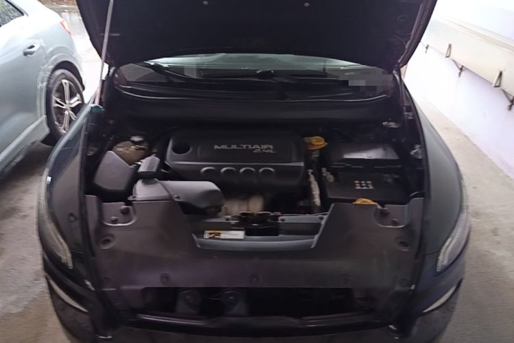 Used Jeep Cherokee 2016 2.4L Professional Smart Version Engine Bay