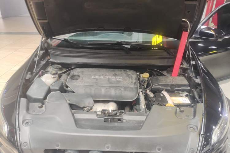 Used Jeep Cherokee 2016 2.4L Leading Smart Version Engine Bay