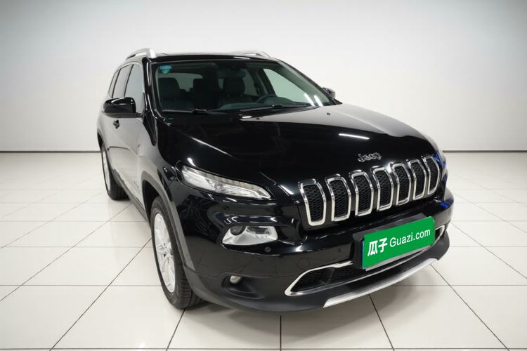 Used Jeep Cherokee 2016 2.4L Superior Edition Exterior 1