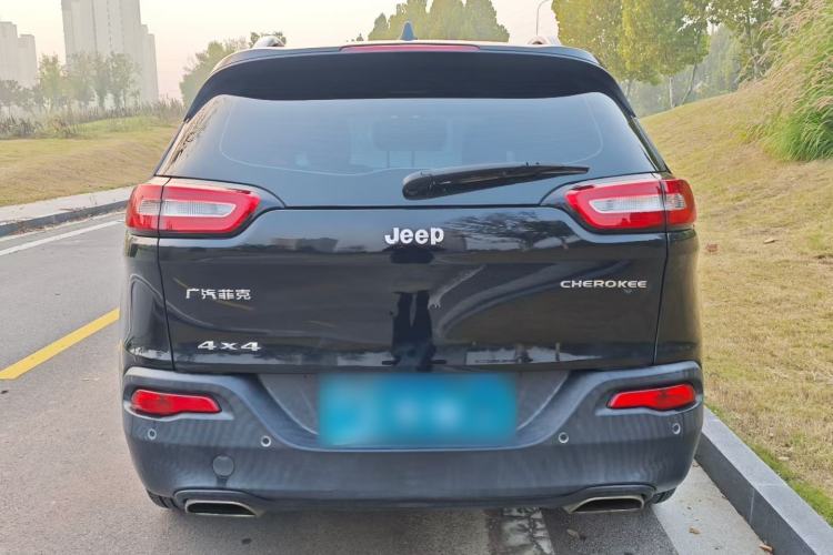 Used Jeep Cherokee 2016 2.4L Leading Edition Exterior 1