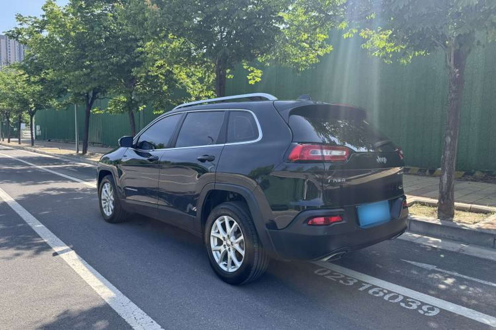Used Jeep Cherokee 2016 2.4L Leading Edition Exterior 6