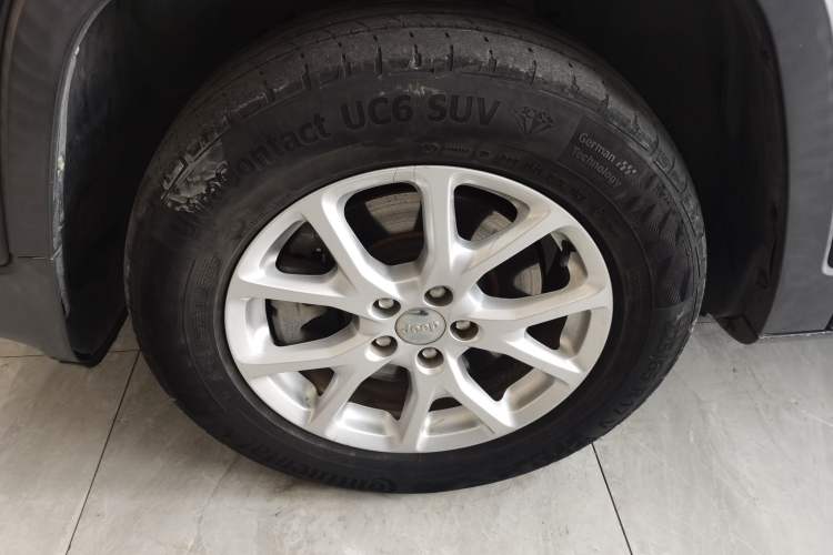 Used Jeep Cherokee 2016 2.4L Professional Smart Version Exterior 7