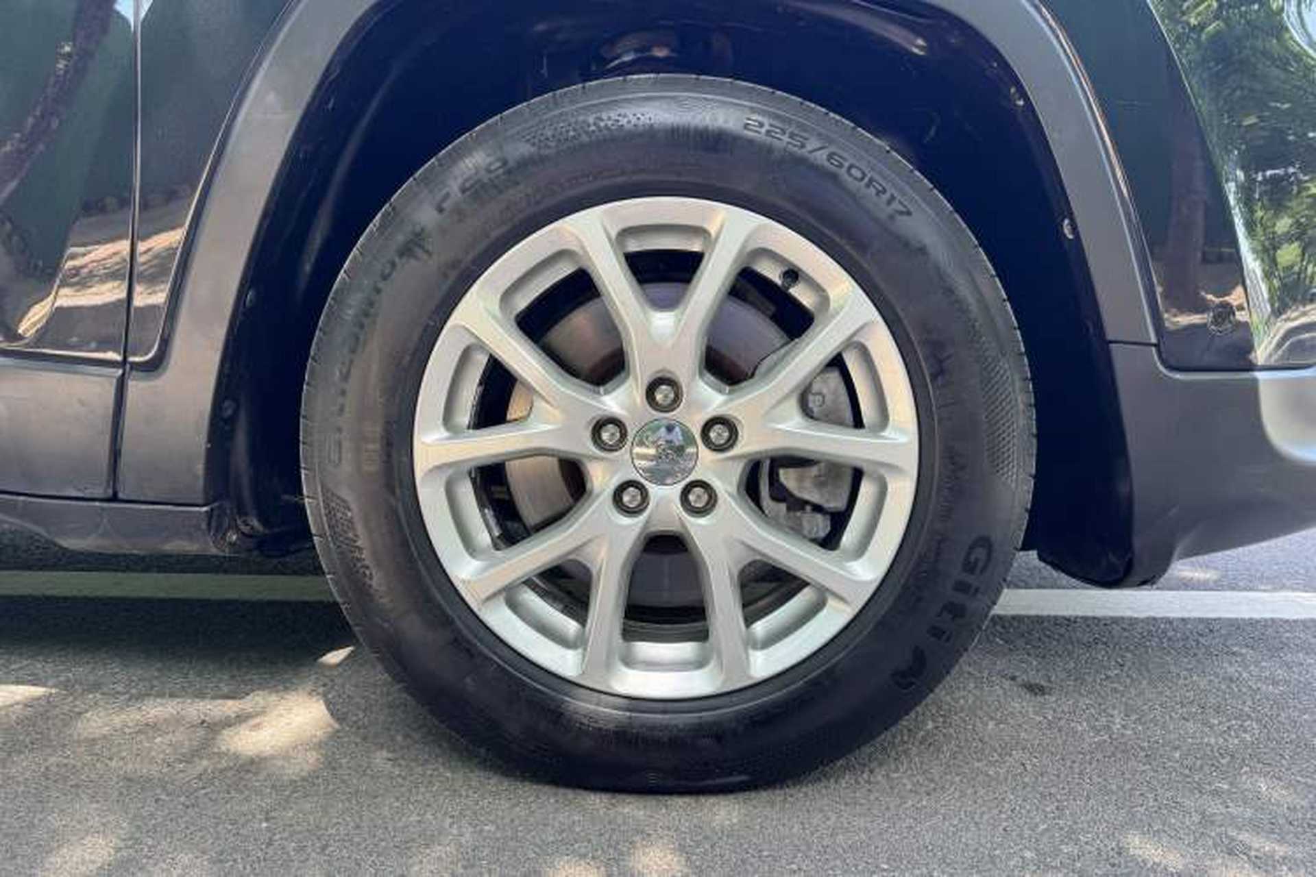 Used Jeep Cherokee 2016 2.4L Leading Edition Exterior 8