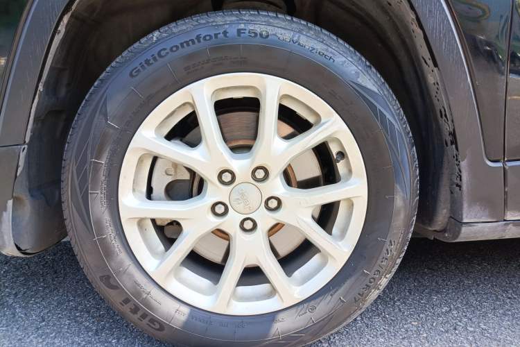 Used Jeep Cherokee 2016 2.4L Leading Edition Exterior 9