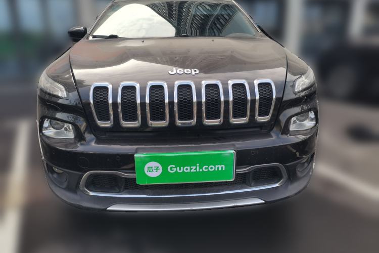Used Jeep Cherokee 2016 2.4L Professional Edition Front