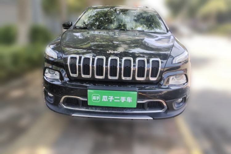 Used Jeep Cherokee 2016 2.4L Professional Smart Version Front