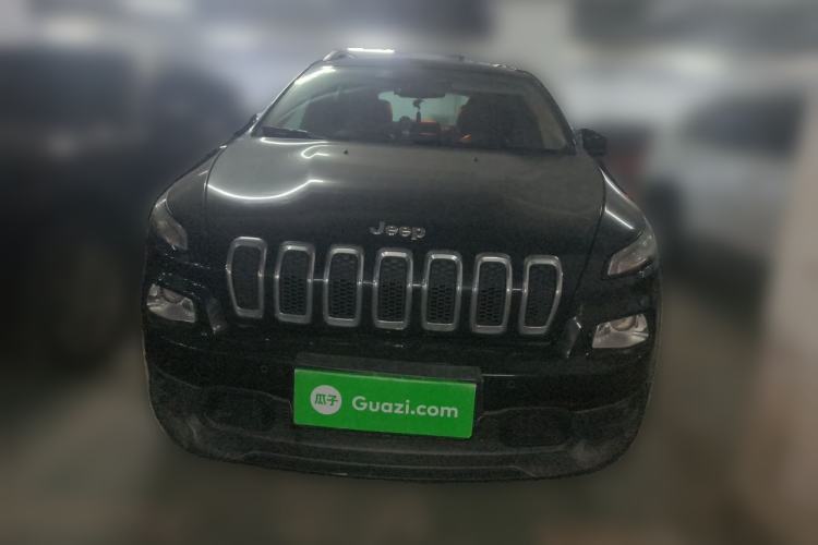 Used Jeep Cherokee 2016 2.0L Superior Edition Front
