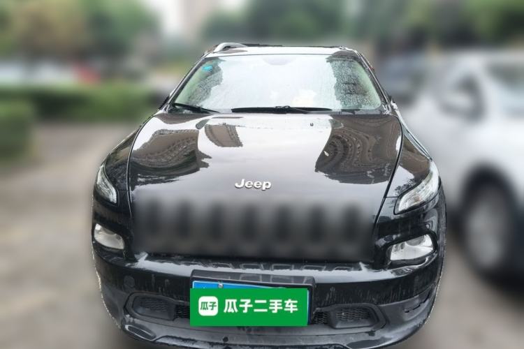 Used Jeep Cherokee 2016 2.0L Superior Edition Front