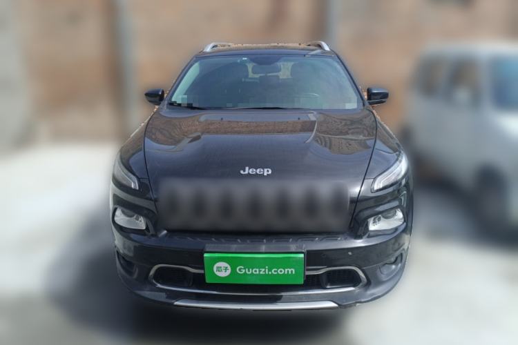 Used Jeep Cherokee 2016 2.4L Professional Smart Version Front