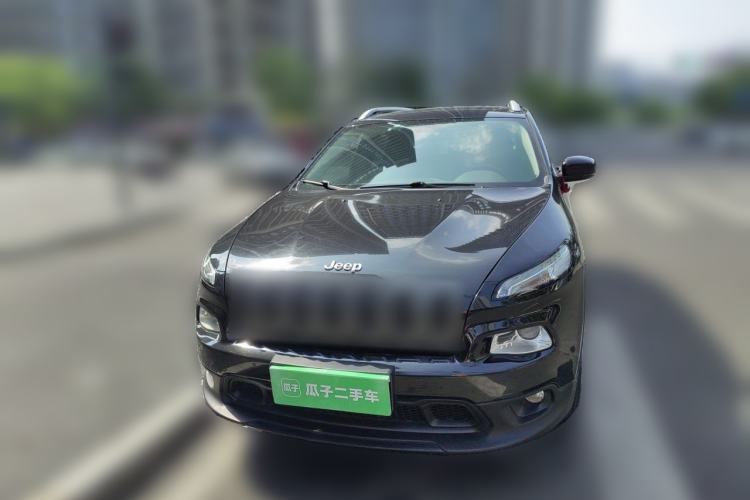 Used Jeep Cherokee 2016 2.4L Leading Smart Version Front