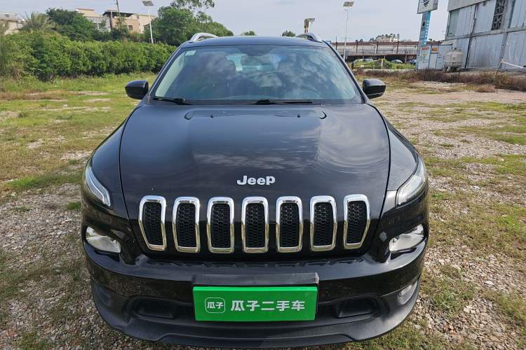 Used Jeep Cherokee 2016 2.0L Leading Edition Front