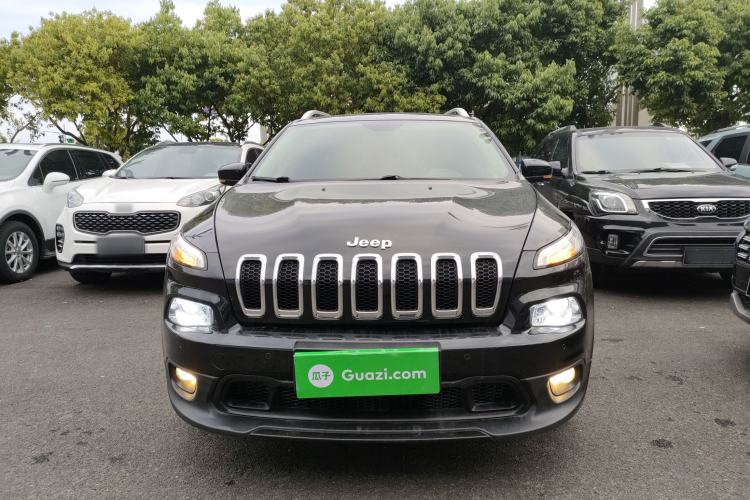 Used Jeep Cherokee 2016 2.4L Leading Edition Front