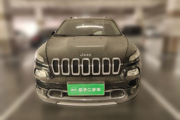 Used Jeep Cherokee 2016 2.4L Professional Smart Version Front