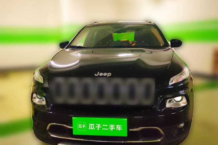 Used Jeep Cherokee 2016 2.4L Superior Edition Front