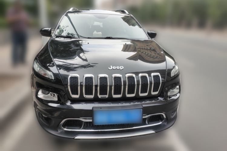 Used Jeep Cherokee 2016 2.4L Professional Edition Front