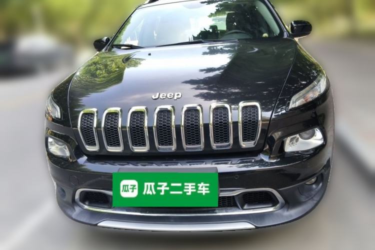 Used Jeep Cherokee 2016 2.4L Professional Smart Version Front