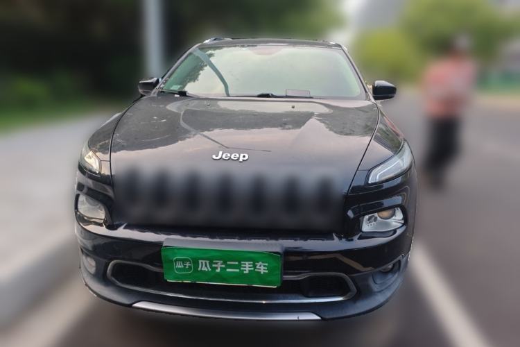 Used Jeep Cherokee 2016 2.4L Professional Edition Front
