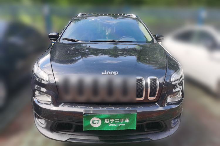 Used Jeep Cherokee 2016 2.4L Leading Smart Version Front