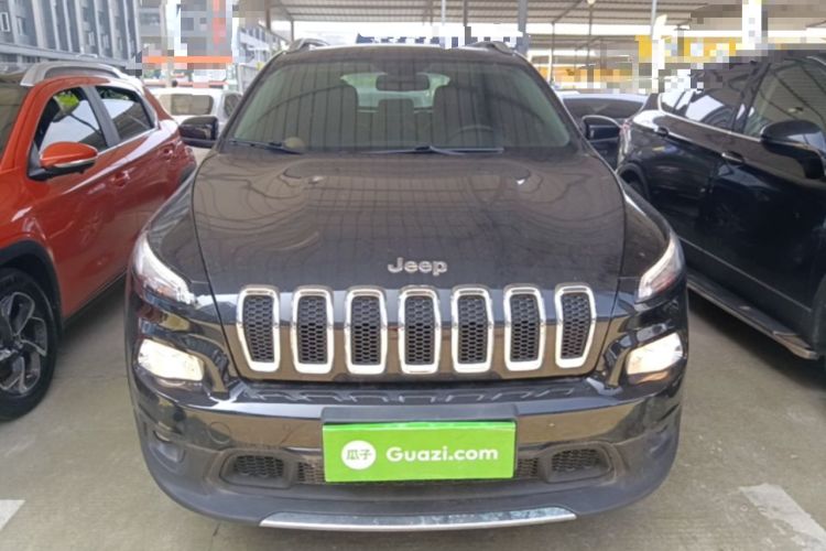 Used Jeep Cherokee 2016 2.0L Superior Edition Front