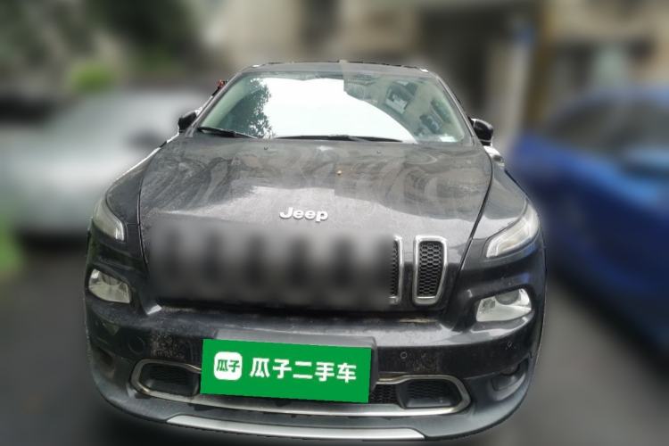 Used Jeep Cherokee 2016 2.4L Professional Edition Front