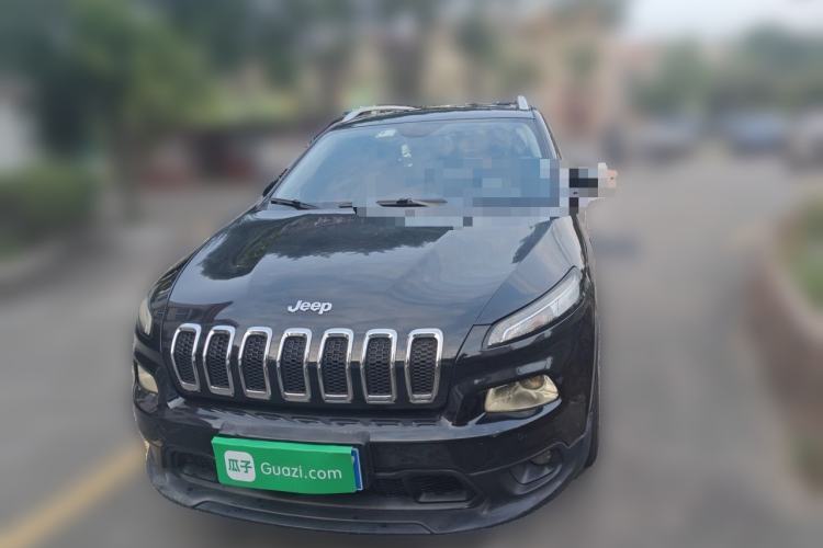 Used Jeep Cherokee 2016 2.4L Leading Smart Version Front