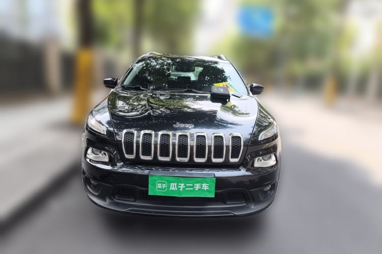 Used Jeep Cherokee 2016 2.4L Leading Smart Version Front